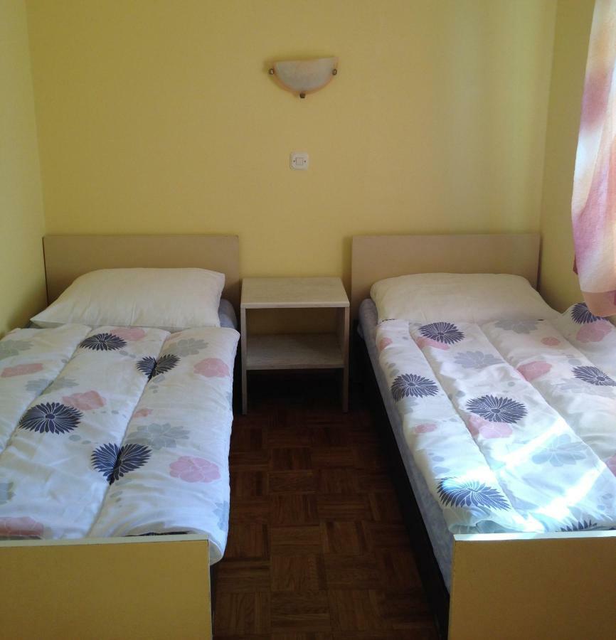 לובראן Guest House Ivo מראה חיצוני תמונה