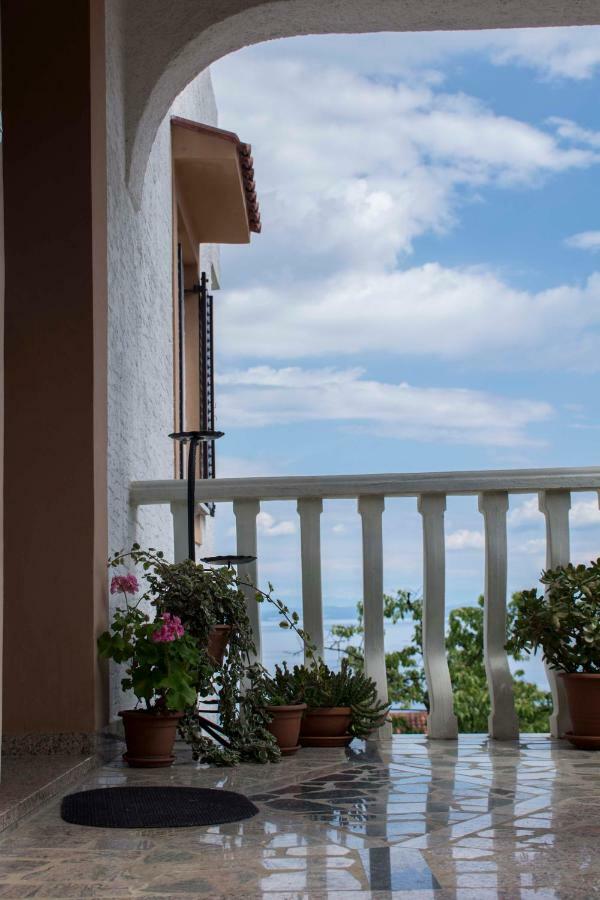 לובראן Guest House Ivo מראה חיצוני תמונה