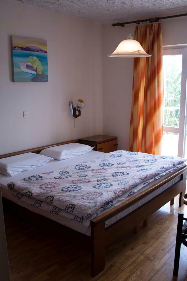 לובראן Guest House Ivo מראה חיצוני תמונה