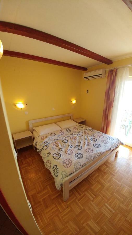 לובראן Guest House Ivo מראה חיצוני תמונה